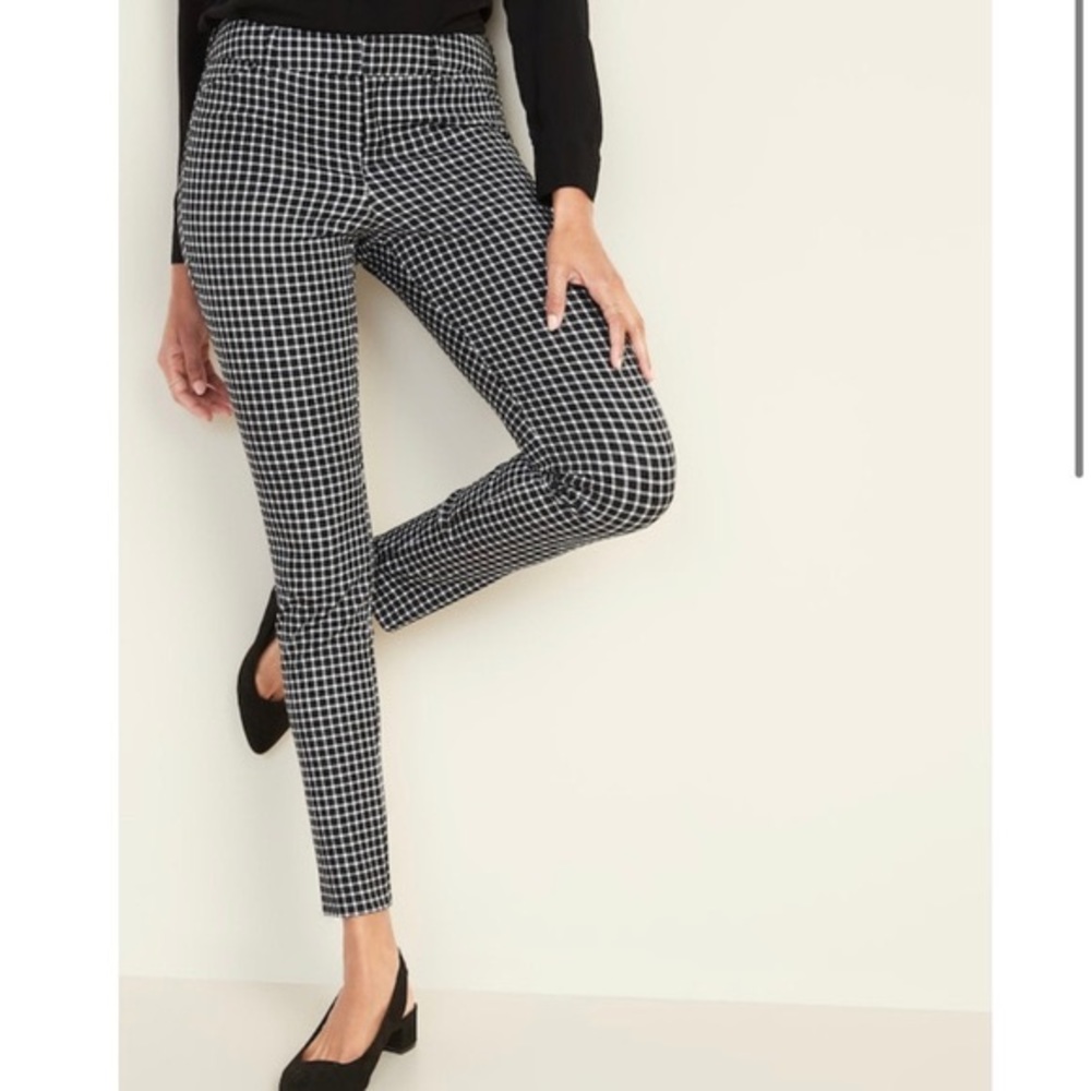 BUNDLE SALE 🍓 Grid Pixie Pants 🍓